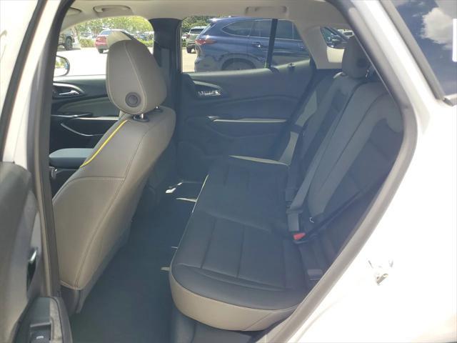 new 2025 Chevrolet Trax car, priced at $25,085