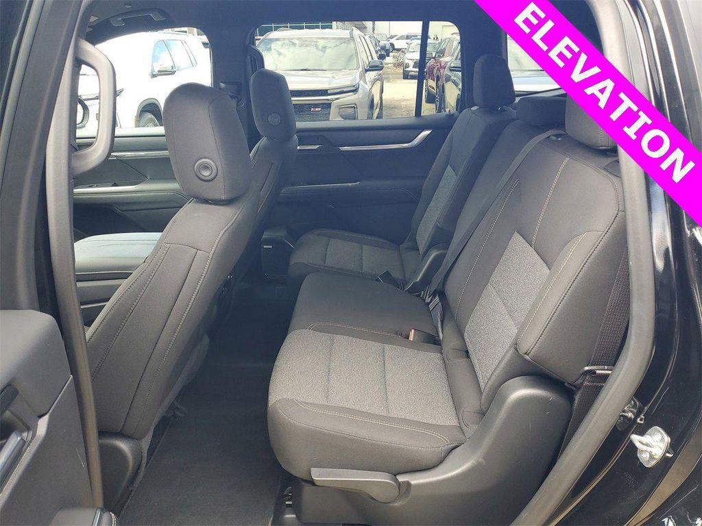 used 2025 GMC Acadia car, priced at $33,997