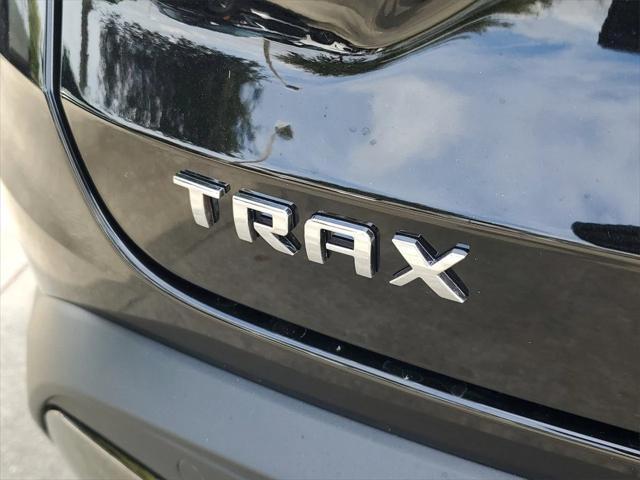 new 2025 Chevrolet Trax car, priced at $27,085