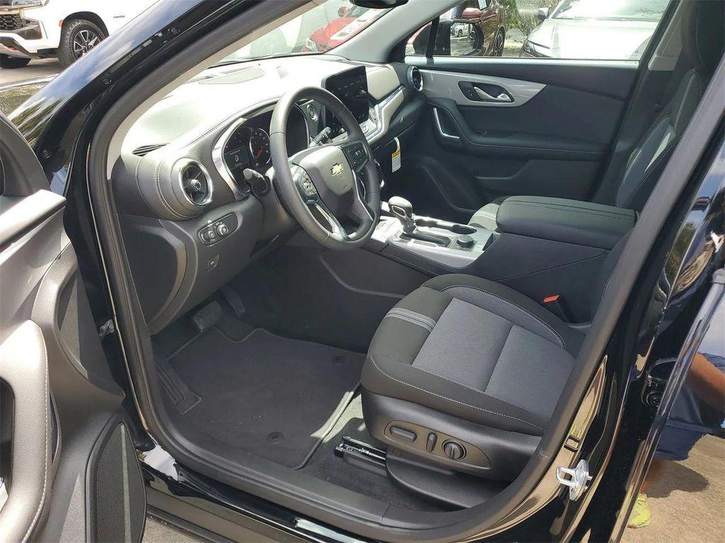 new 2025 Chevrolet Blazer car, priced at $34,655