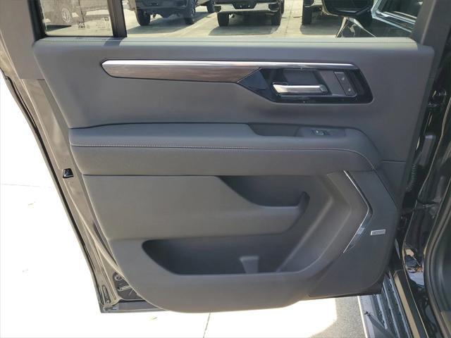 new 2025 Chevrolet Suburban car, priced at $81,415
