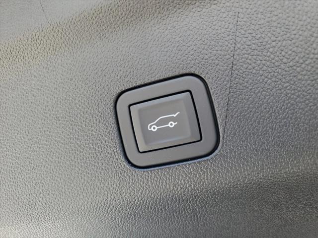 new 2025 Chevrolet Suburban car, priced at $81,415