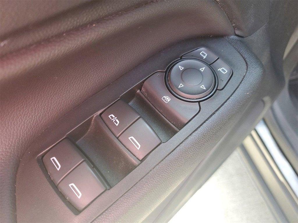used 2022 Chevrolet Equinox car, priced at $17,971