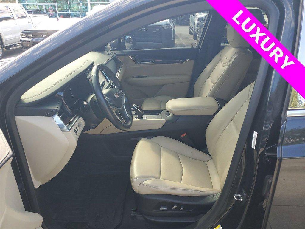 used 2019 Cadillac XT5 car, priced at $16,997