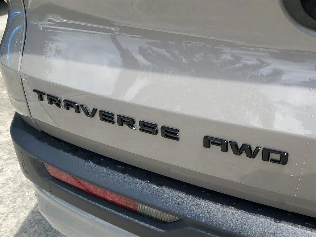 new 2026 Chevrolet Traverse car, priced at $52,020