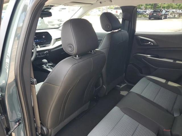 new 2025 Chevrolet Trax car, priced at $21,595