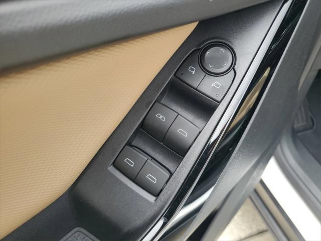 used 2025 Chevrolet Equinox car, priced at $29,991