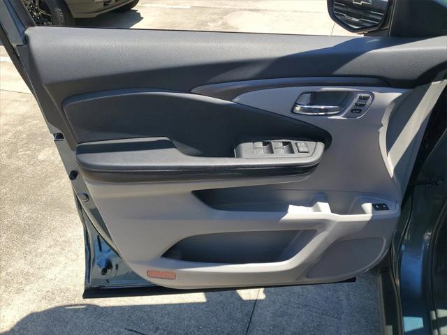 used 2020 Honda Pilot car, priced at $24,991