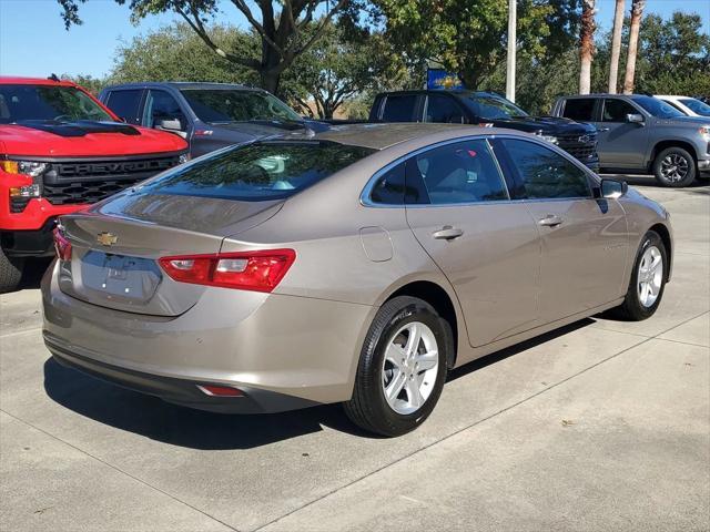 new 2025 Chevrolet Malibu car, priced at $24,315