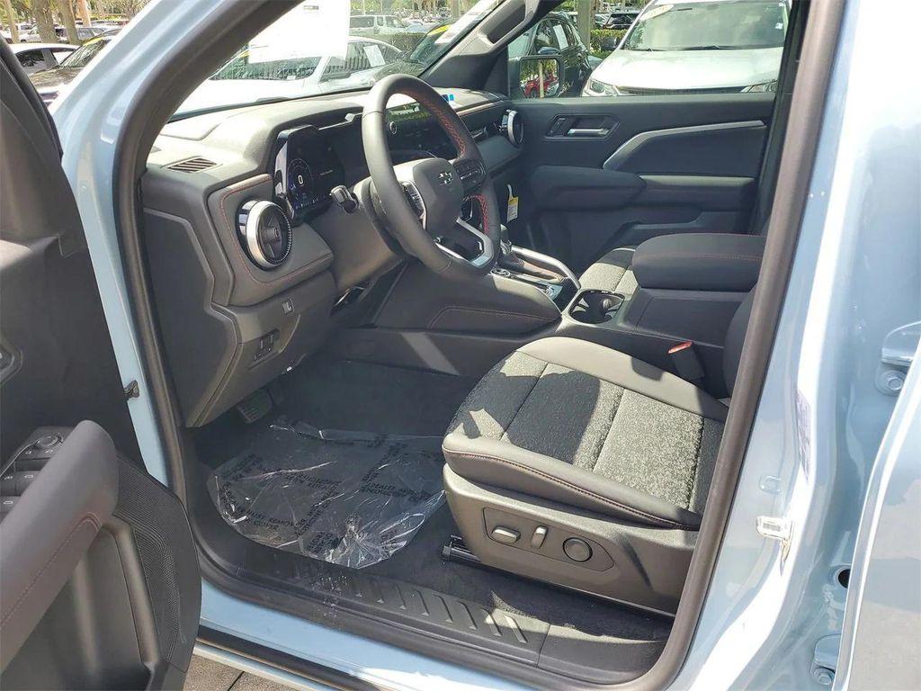 new 2025 Chevrolet Colorado car, priced at $48,625