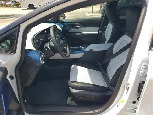 new 2025 Chevrolet Equinox EV car, priced at $39,585