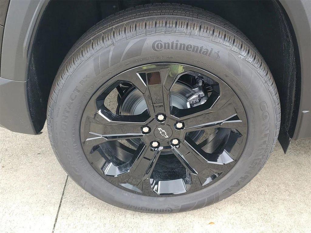 new 2026 Chevrolet Equinox car, priced at $27,040