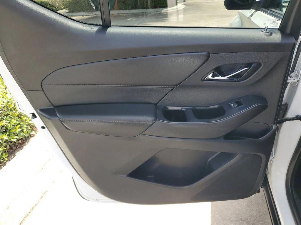 used 2021 Chevrolet Traverse car, priced at $16,973