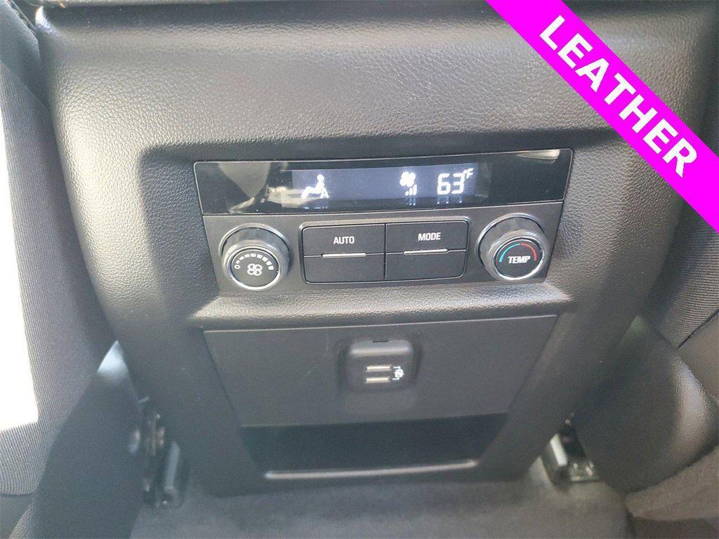 used 2021 Chevrolet Traverse car, priced at $21,997