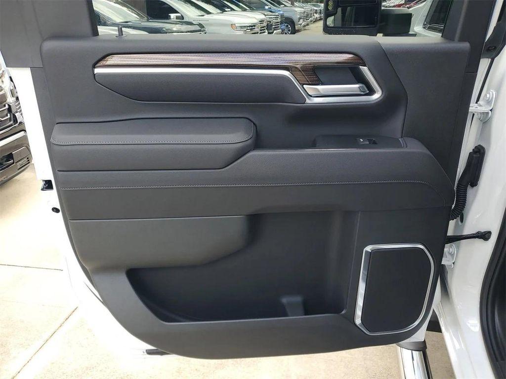 new 2025 Chevrolet Silverado 2500 car, priced at $78,025