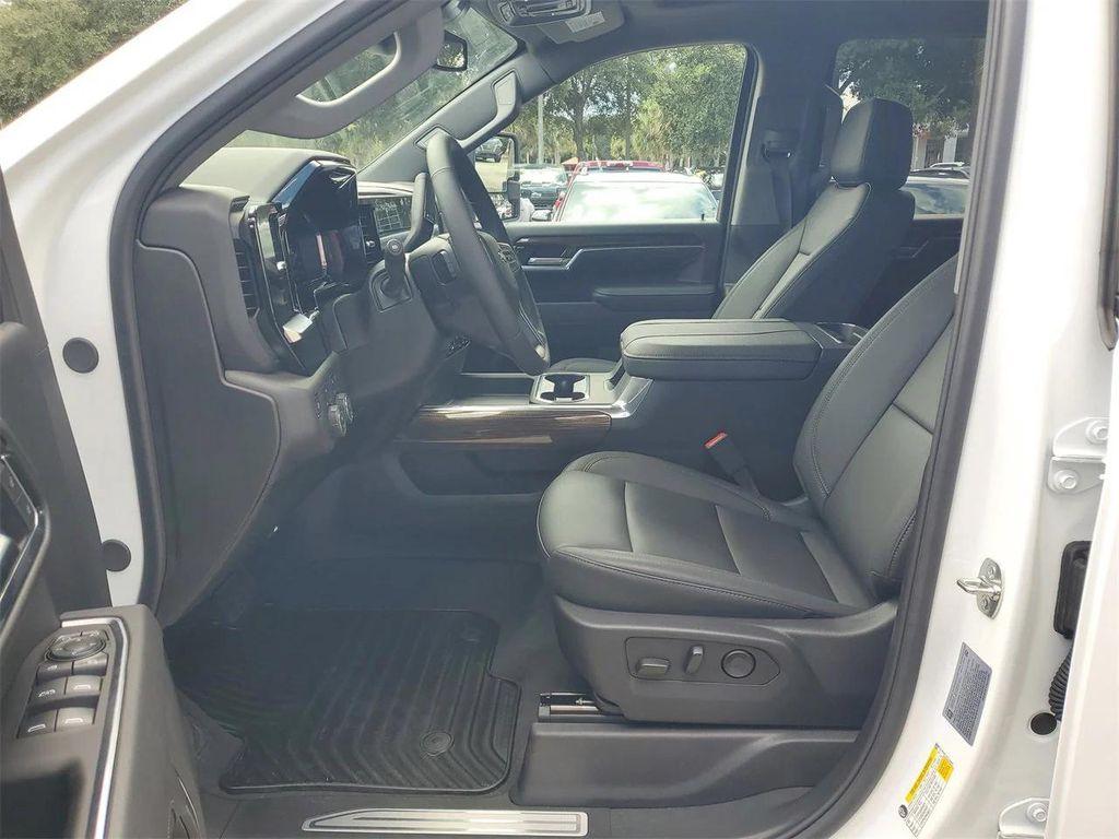 new 2025 Chevrolet Silverado 2500 car, priced at $78,025