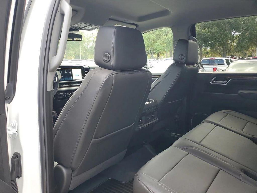 new 2025 Chevrolet Silverado 2500 car, priced at $78,025