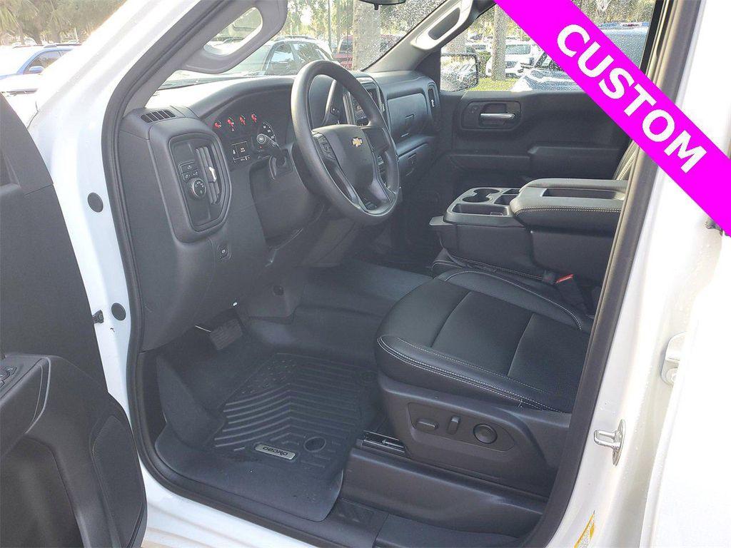 used 2025 Chevrolet Silverado 1500 car, priced at $35,599