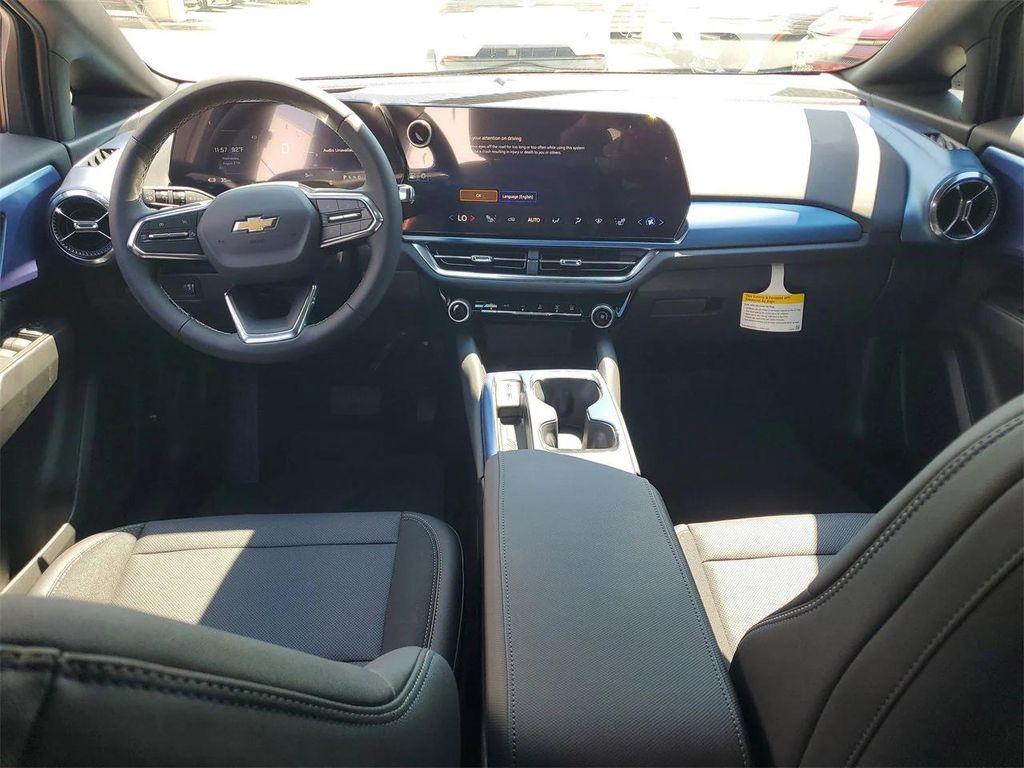 new 2025 Chevrolet Equinox EV car, priced at $40,590