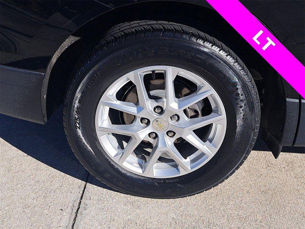 used 2022 Chevrolet Equinox car, priced at $16,897