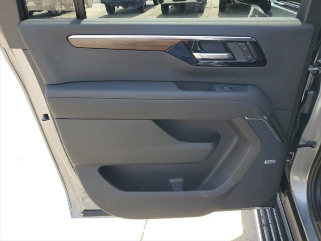 new 2025 Chevrolet Suburban car, priced at $88,105