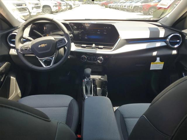 new 2025 Chevrolet Trax car, priced at $24,690
