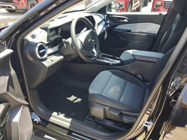 new 2025 Chevrolet Trax car, priced at $24,690