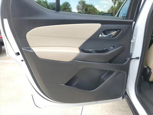 used 2023 Chevrolet Traverse car, priced at $23,991