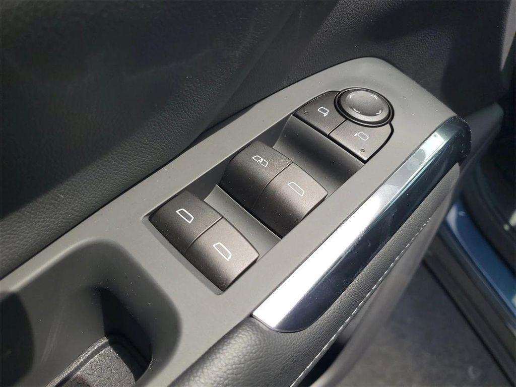 new 2026 Chevrolet Traverse car, priced at $47,765