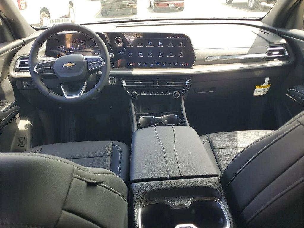 new 2026 Chevrolet Traverse car, priced at $47,765