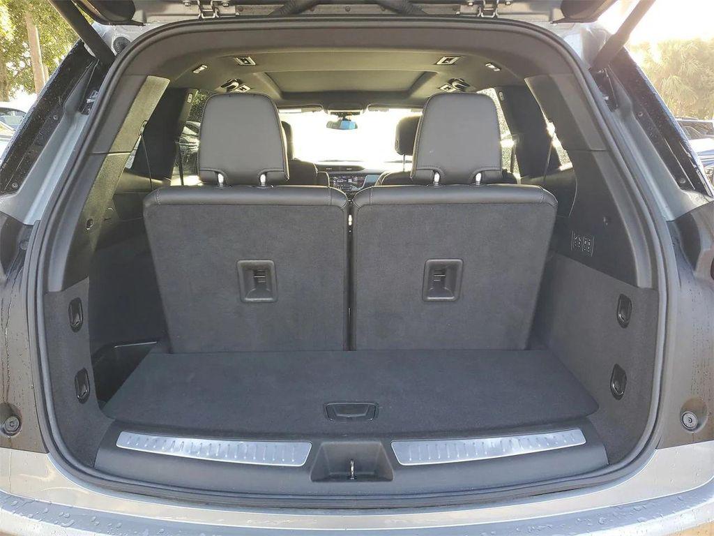 used 2025 Cadillac XT6 car, priced at $49,517