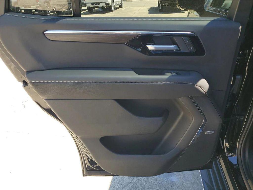 new 2025 Chevrolet Tahoe car, priced at $71,155