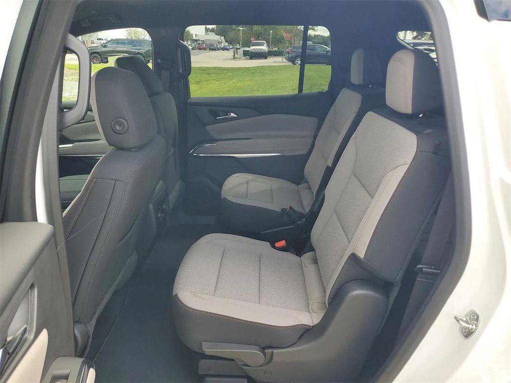 new 2026 Chevrolet Traverse car, priced at $45,540