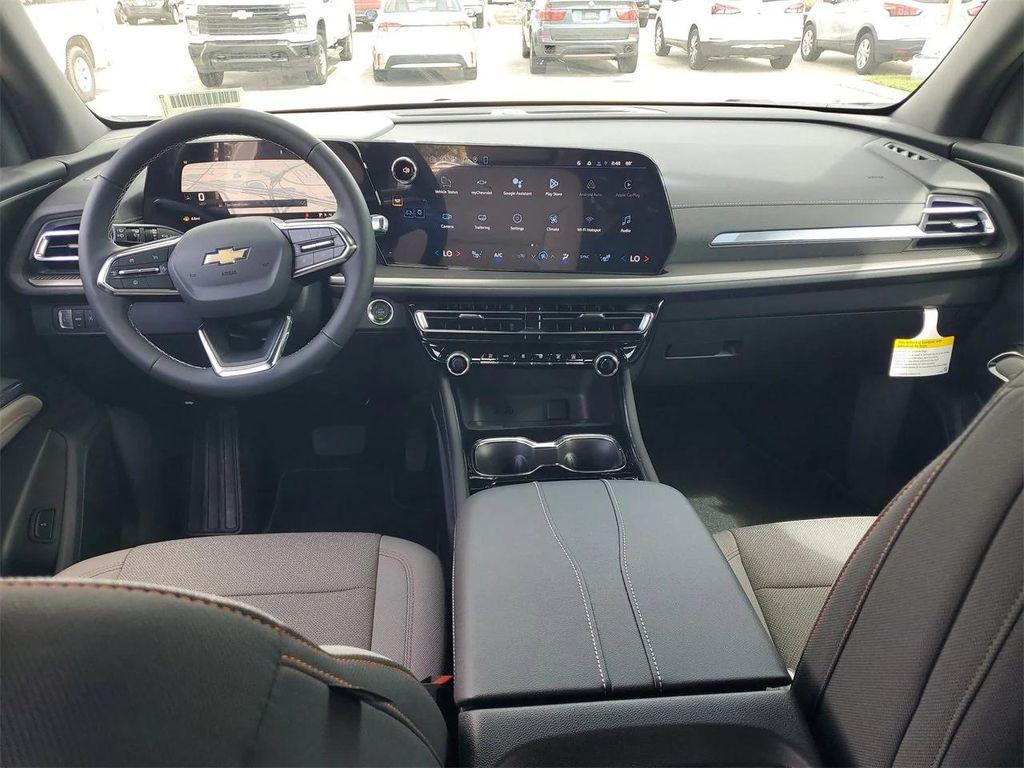 new 2026 Chevrolet Traverse car, priced at $45,540