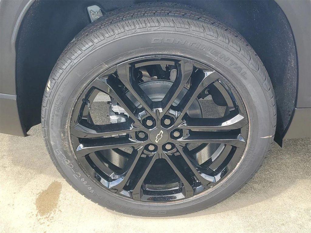 new 2026 Chevrolet Traverse car, priced at $45,540