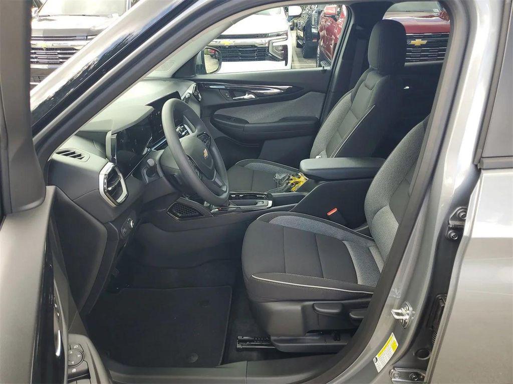 new 2026 Chevrolet TrailBlazer car, priced at $24,075