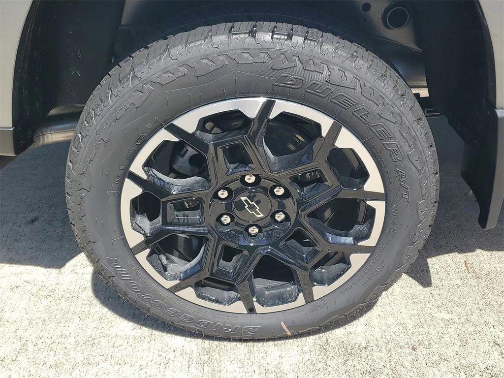 new 2026 Chevrolet Colorado car, priced at $44,765