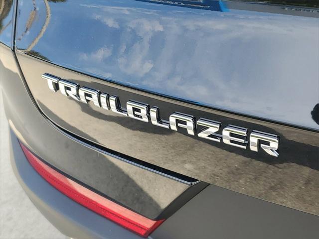 new 2025 Chevrolet TrailBlazer car, priced at $29,390