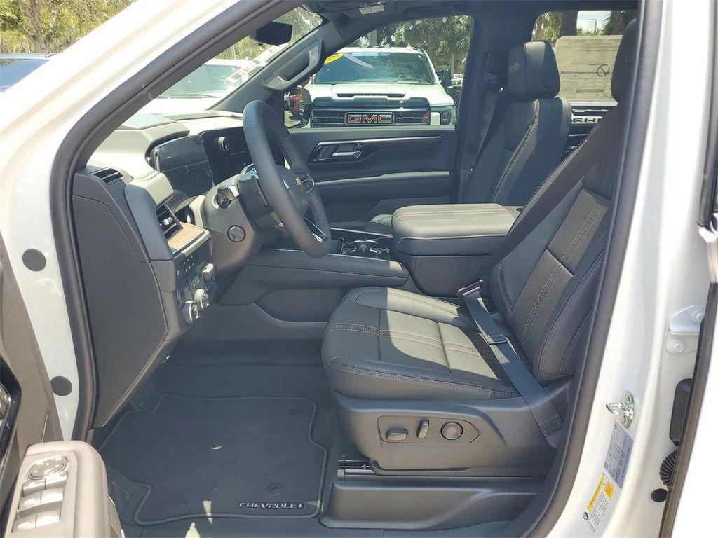 new 2025 Chevrolet Suburban car, priced at $81,747