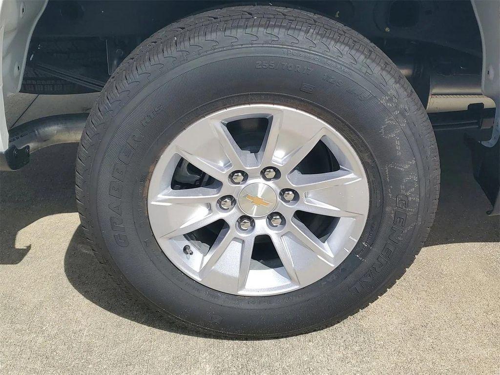 new 2026 Chevrolet Silverado 1500 car, priced at $33,015