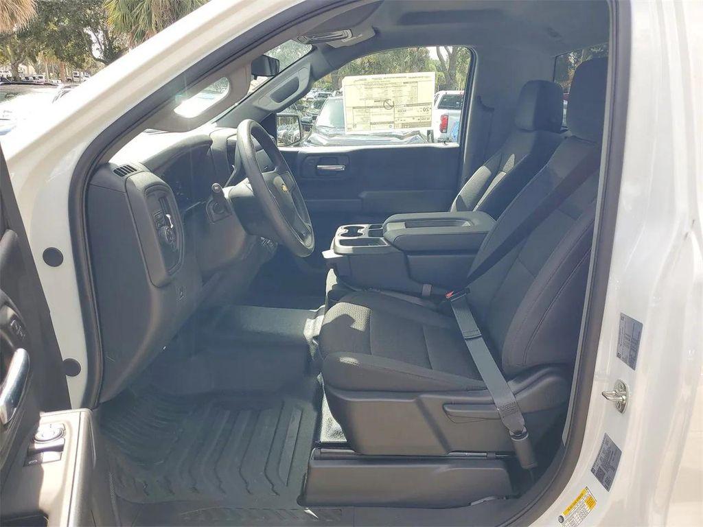 new 2026 Chevrolet Silverado 1500 car, priced at $33,015