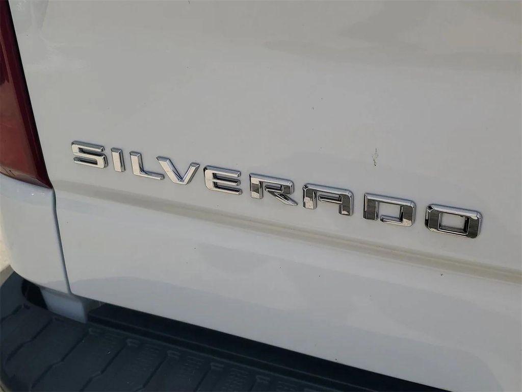 new 2026 Chevrolet Silverado 1500 car, priced at $33,015