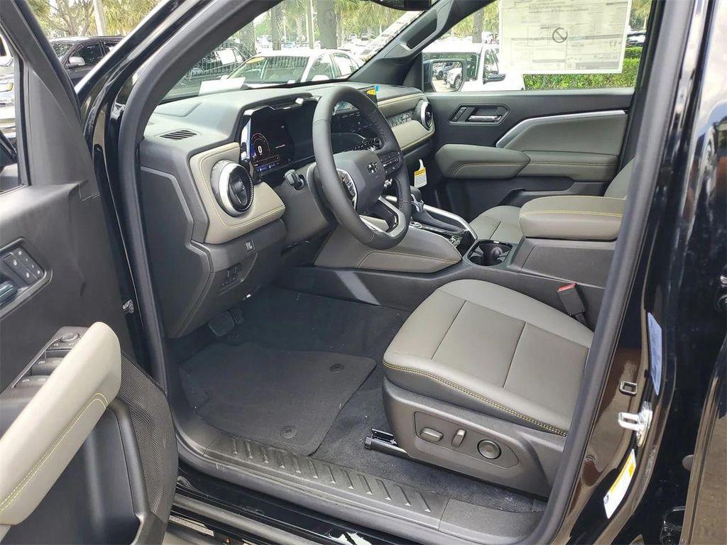 new 2025 Chevrolet Colorado car, priced at $49,320
