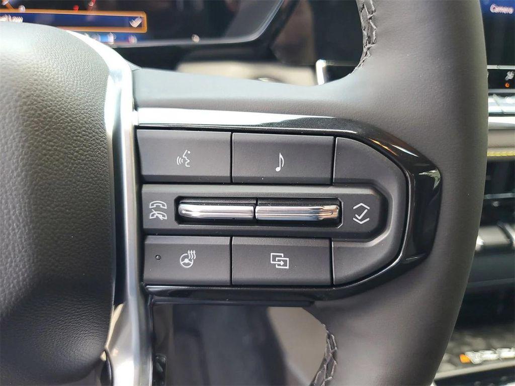 new 2025 Chevrolet Colorado car, priced at $49,320