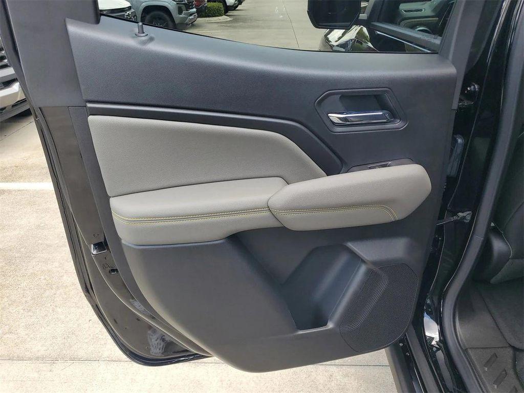 new 2025 Chevrolet Colorado car, priced at $49,320