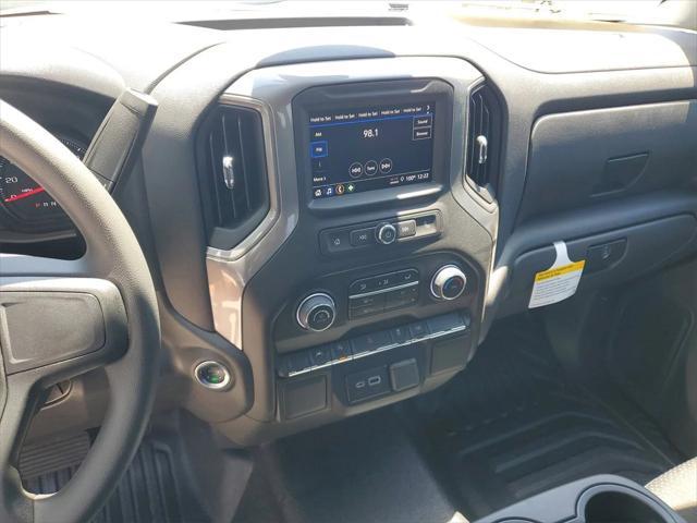 new 2025 Chevrolet Silverado 1500 car, priced at $32,620