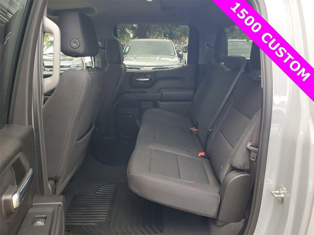 used 2024 Chevrolet Silverado 1500 car, priced at $33,715