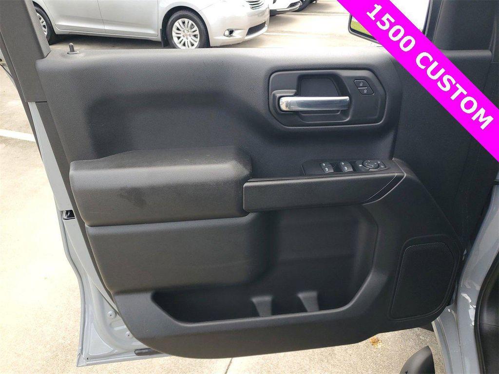 used 2024 Chevrolet Silverado 1500 car, priced at $33,715