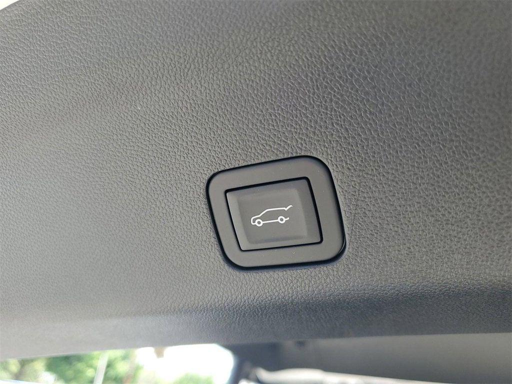 new 2025 Chevrolet Suburban car, priced at $81,947