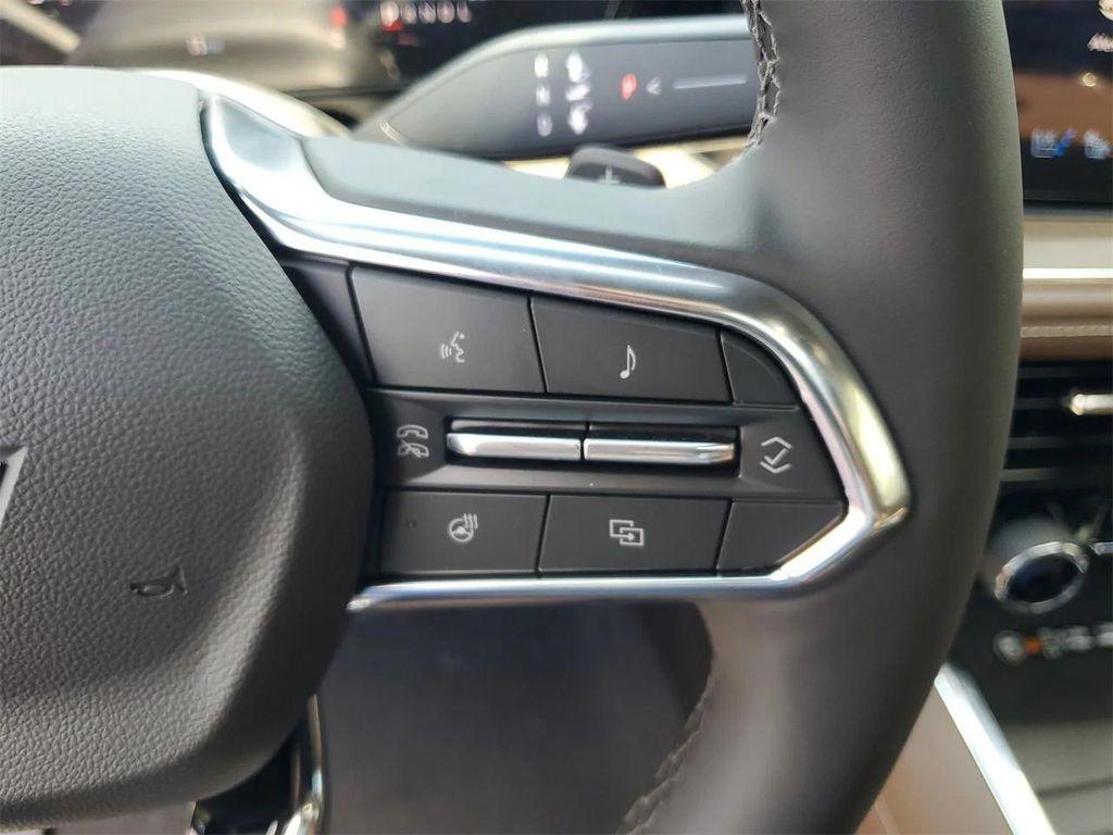 new 2025 Chevrolet Suburban car, priced at $81,947